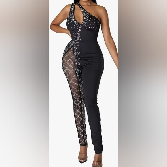 One Shoulder Jumpsuit - Picture 2 of 4